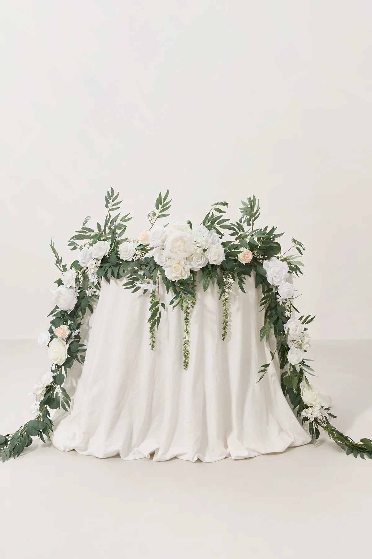 Classic White & Green Table Garland