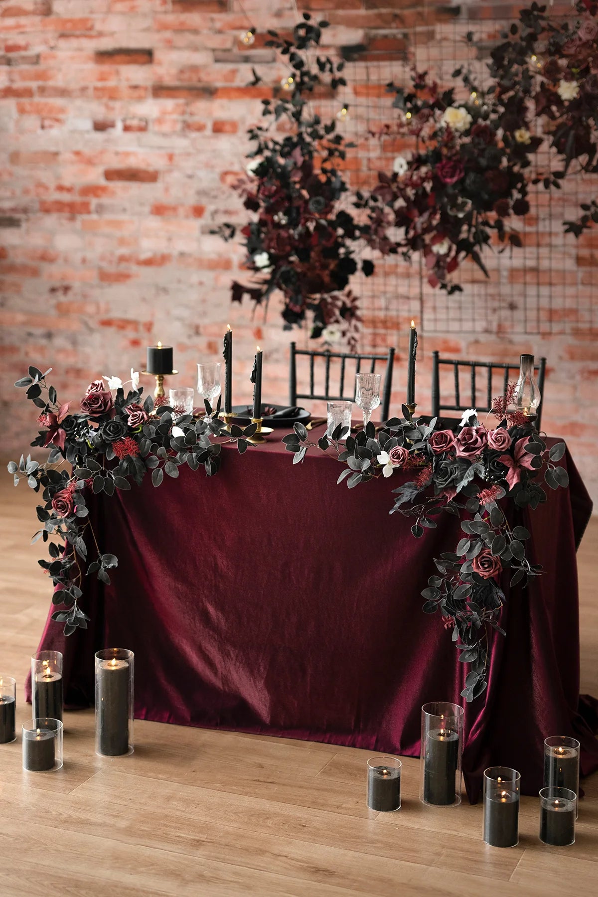 Gothic Romance Table Garland