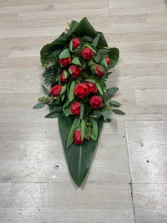 Barebuket – Red Tulip Farewell