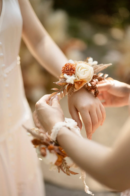 Høstfarvet blonde-armcorsage