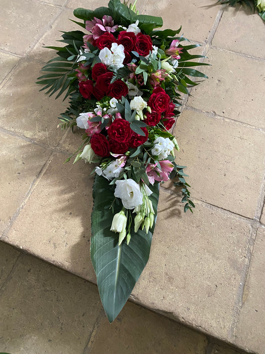 Barebuket – Red & White Remembrance