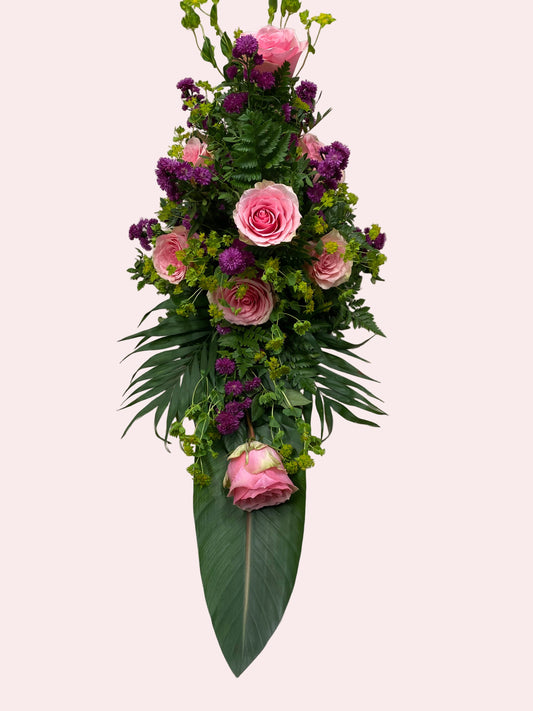 Båreekoration – Rosa Roser &amp; Havecharme