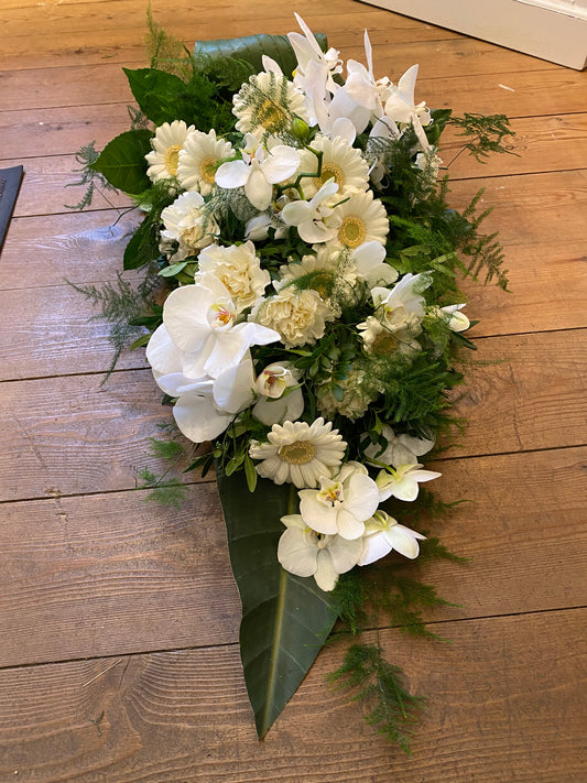 Barebuket – Pure White Orchid Grace
